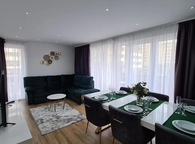 Luxury 2 Bedroom Holiday